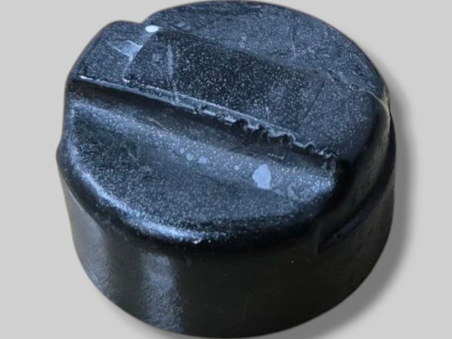 KOELVLOEISTOFRESERVOIRDOP AP8104124 Aprilia RSV Mille 98-03 / Tuono 02-05