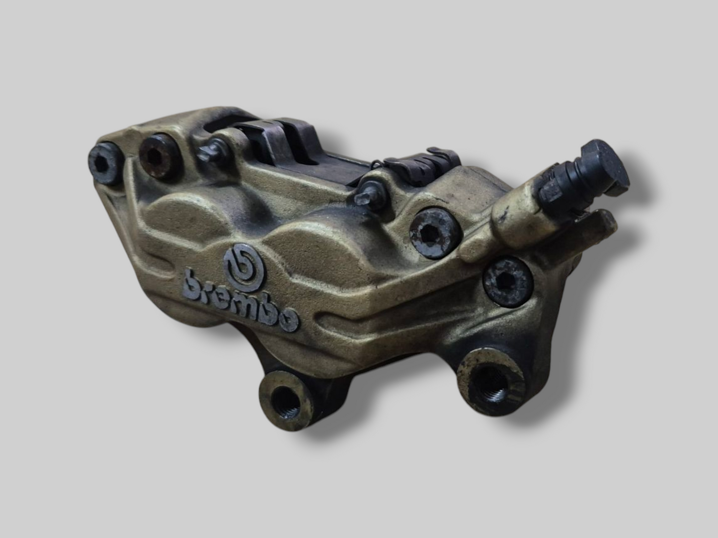 REMKLAUW LINKSVOOR BREMBO P4 GOUD AP8113971 Aprilia RSV Mille 98-03 / Tuono 02-05