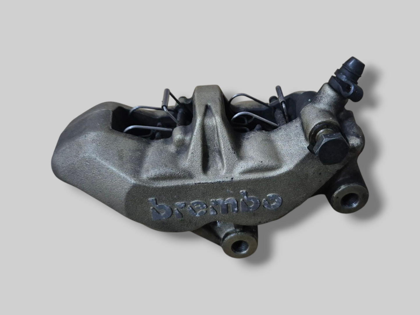 REMKLAUW VOOR RECHTS BREMBO P4 GOUD AP8113970 Aprilia RSV Mille 98-03 / Tuono 02-05