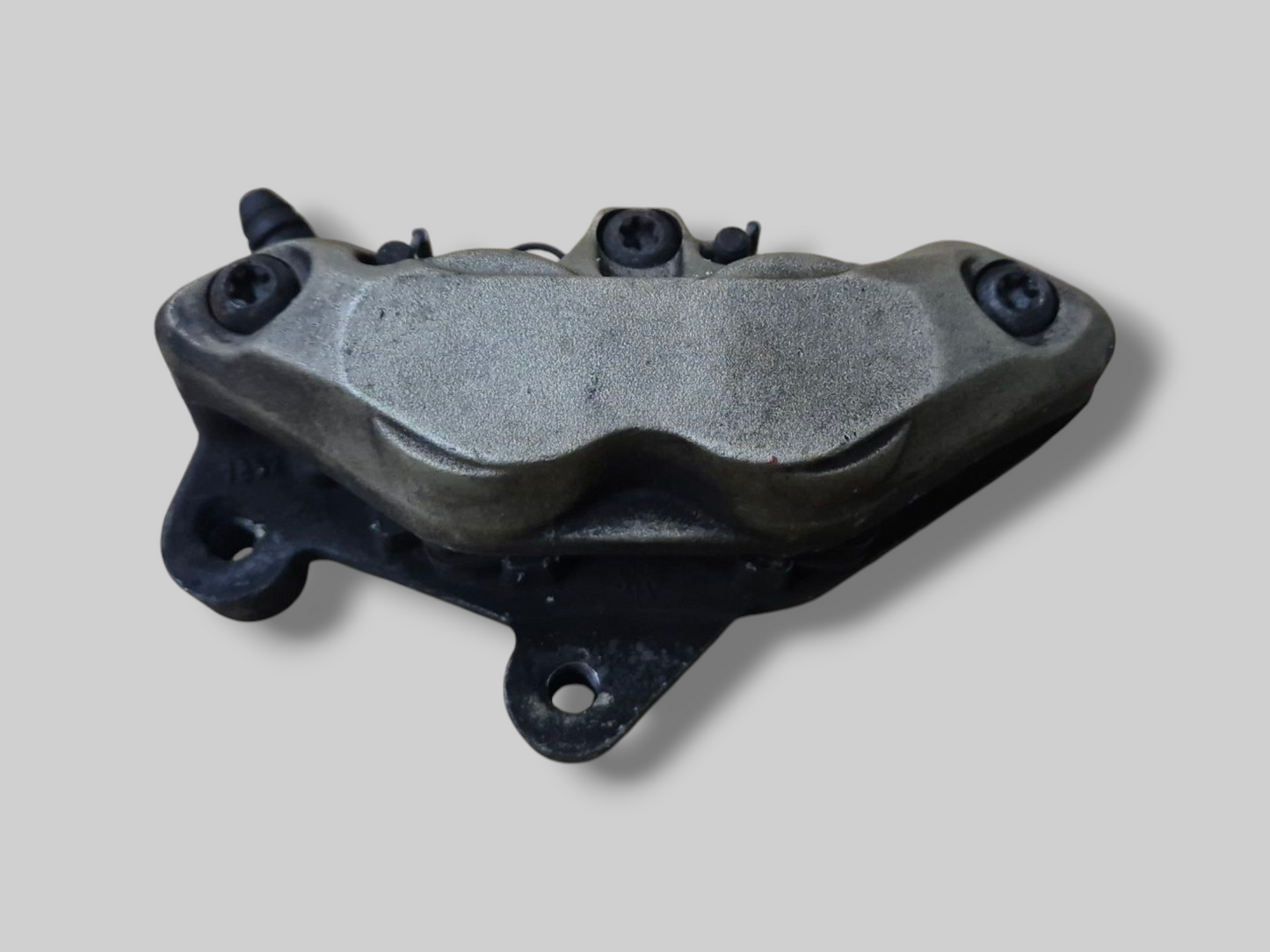 REMKLAUW VOOR RECHTS BREMBO P4 GOUD AP8113970 Aprilia RSV Mille 98-03 / Tuono 02-05