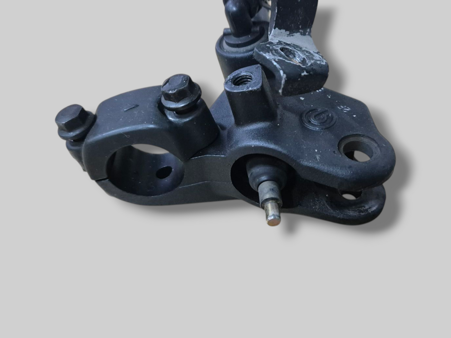 VOORREMPOMP HOOFDCILINDER AP8113969 Aprilia RSV Mille 98-03 / Tuono 02-05