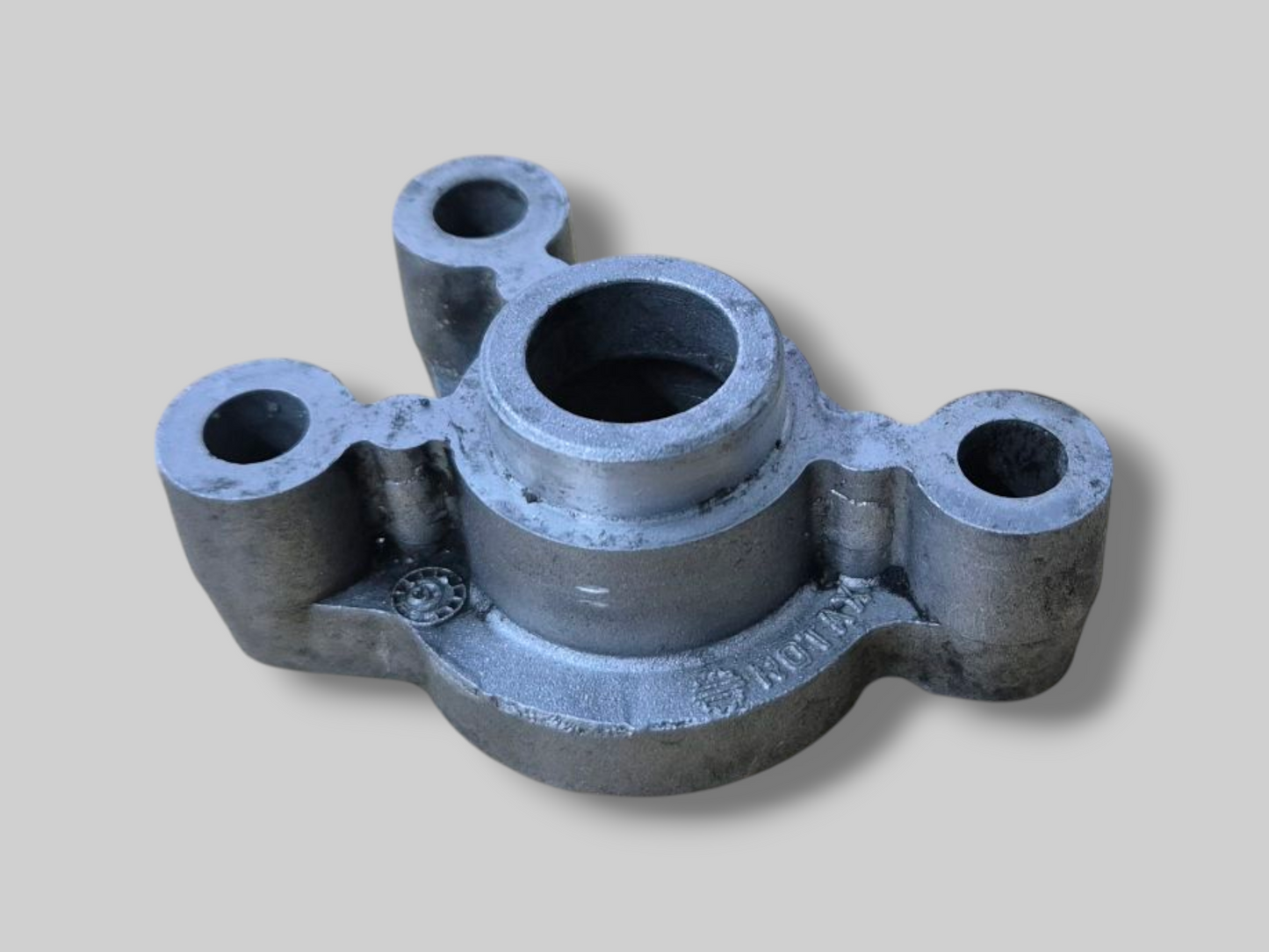 BEUGEL KOPPELINGSWERKCILINDER AP8106381 Aprilia RSV Mille 98-03 / Tuono 02-05