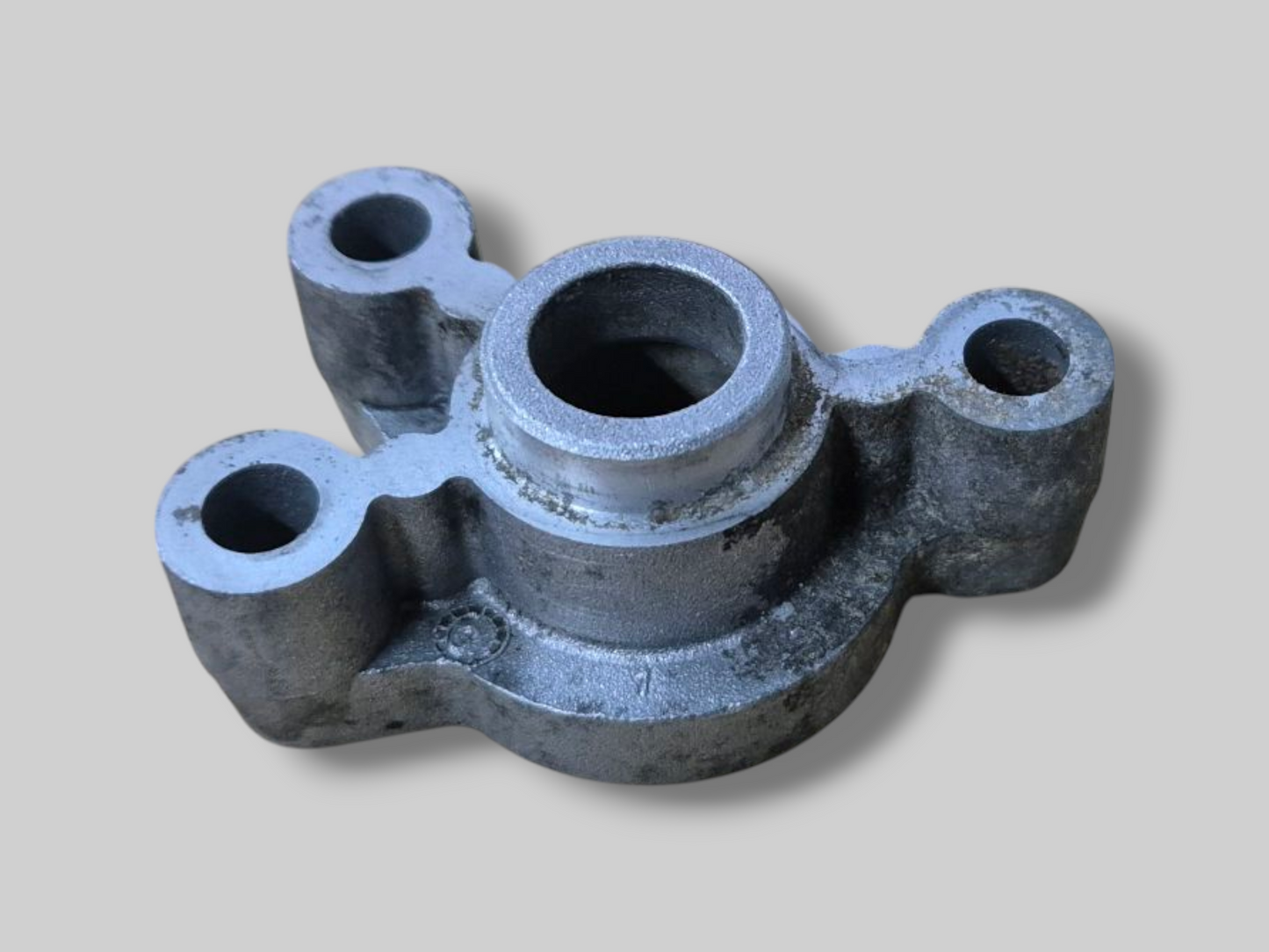 BEUGEL KOPPELINGSWERKCILINDER AP8106381 Aprilia RSV Mille 98-03 / Tuono 02-05