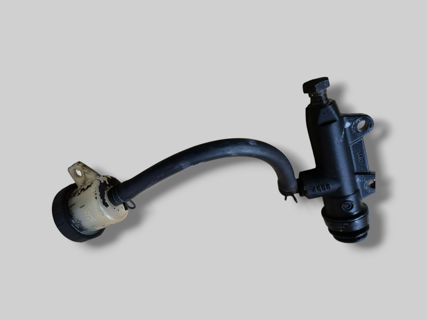 REAR BRAKE PUMP MASTER CYLINDER AP8113324 Aprilia RSV Mille 98-03 / Tuono 02-05