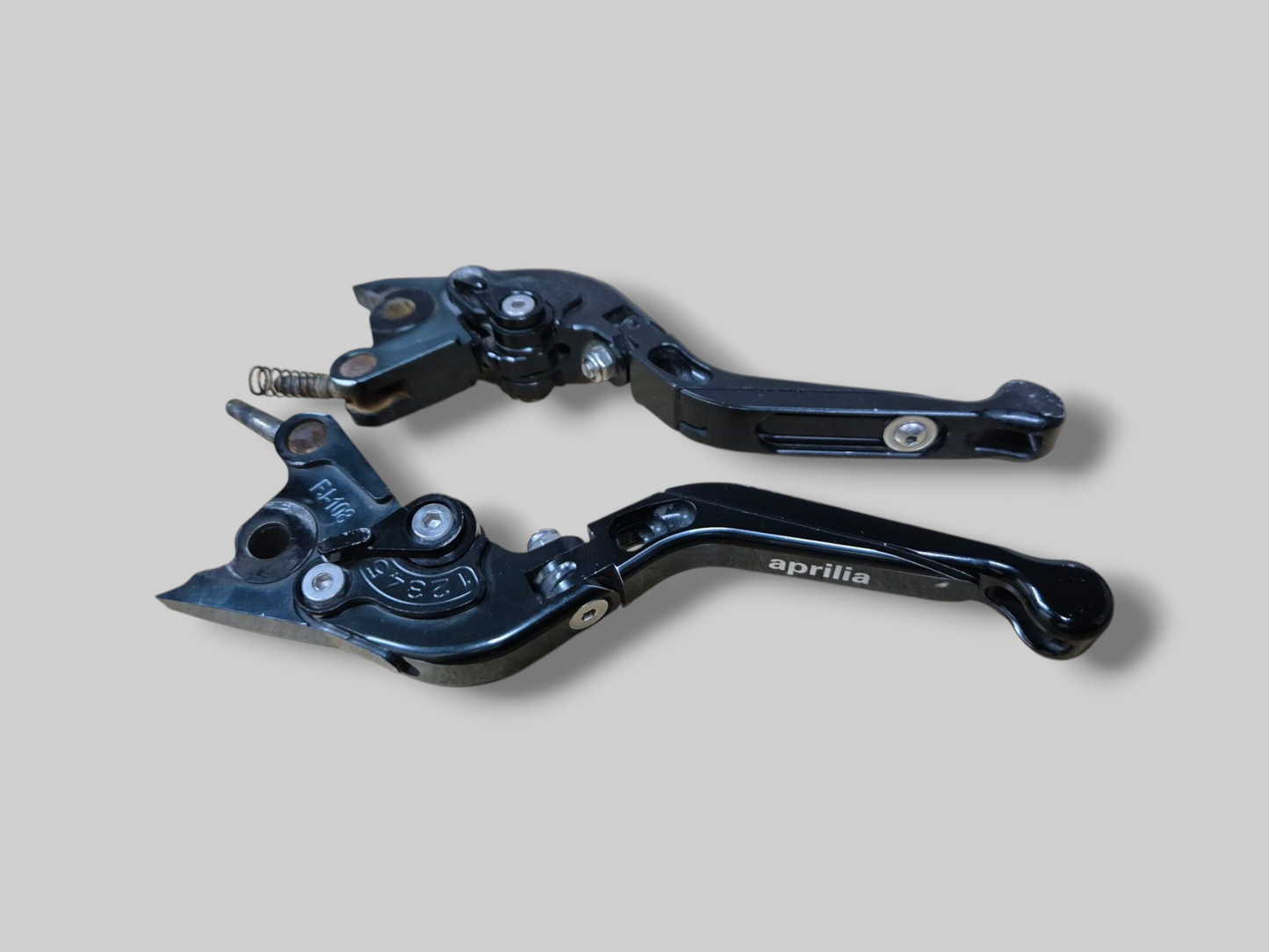 LEVER KIT BLACK APRILIA WITH PIVOT AP8113758 Aprilia RSV Mille 1998-2003