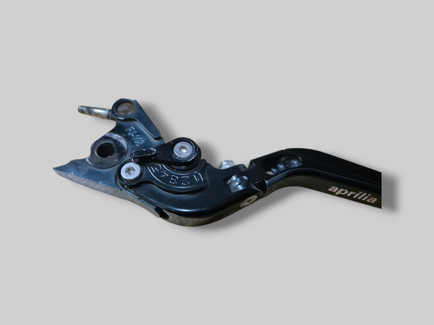 LEVER KIT BLACK APRILIA WITH PIVOT AP8113758 Aprilia RSV Mille 1998-2003