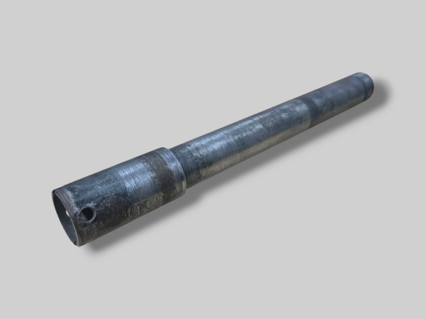 FRONT WHEEL AXLE SPINDLE AP8125827 Aprilia RSV Mille 98-03 / Tuono 02-05