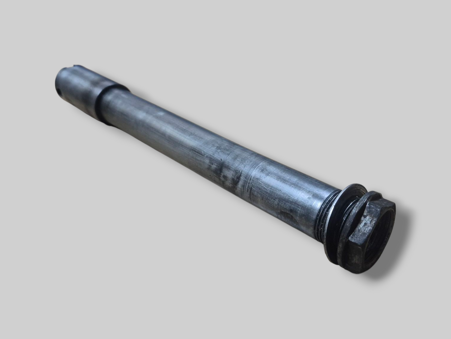 VOORWIELAS SPINDEL AP8125827 Aprilia RSV Mille 98-03 / Tuono 02-05