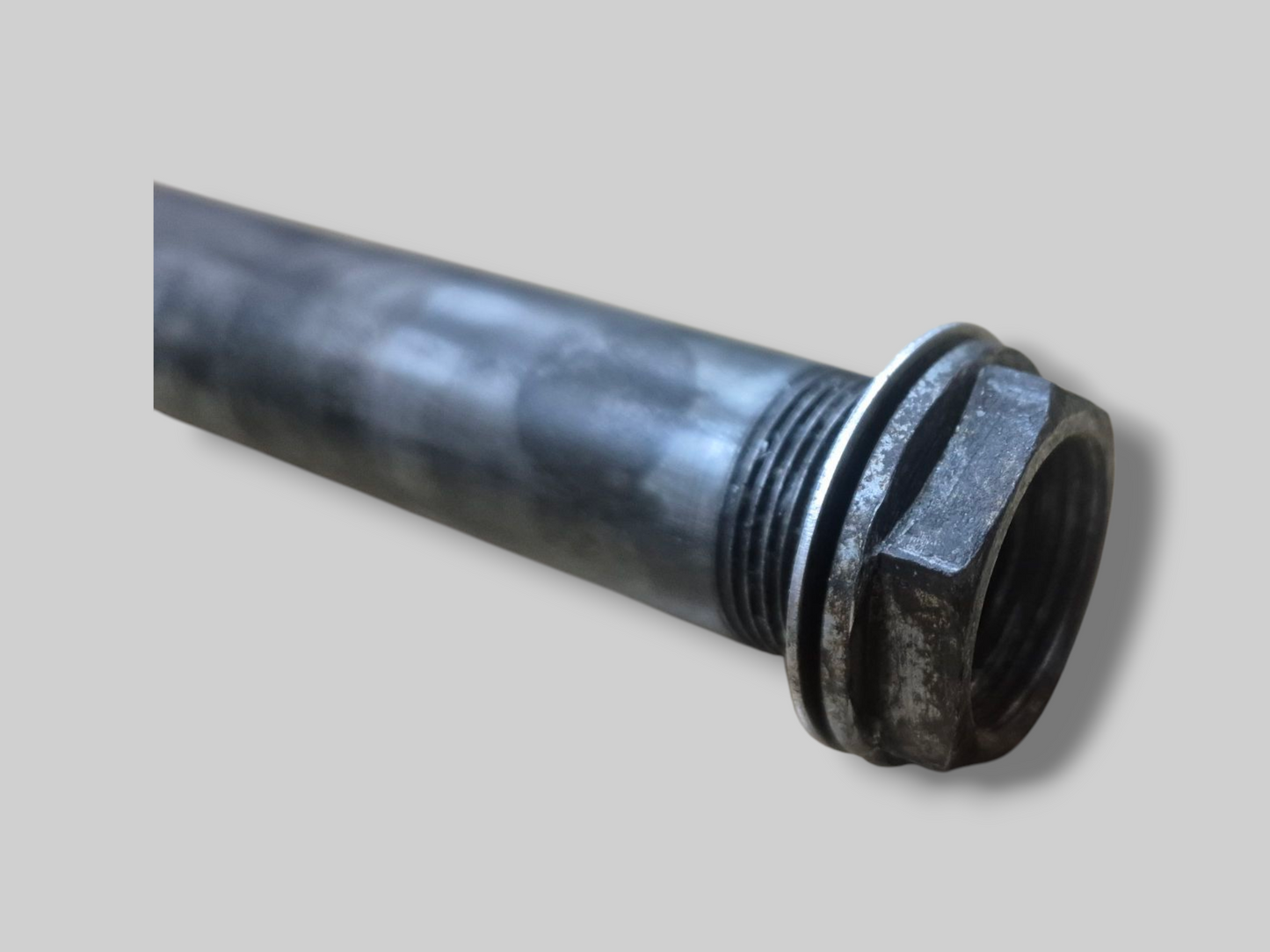 VOORWIELAS SPINDEL AP8125827 Aprilia RSV Mille 98-03 / Tuono 02-05