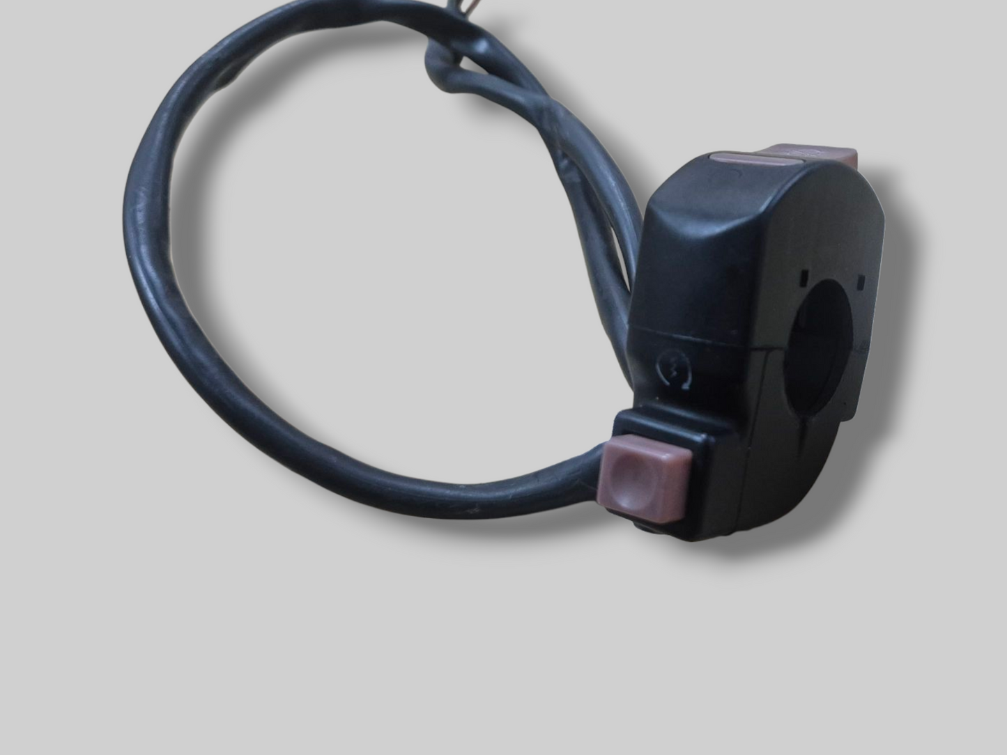 RIGHT-HAND SIDE HANDLEBAR KILLSWITCH AP8124260 Aprilia RSV Mille 1998-2000 / SL1000 Falco 01-03