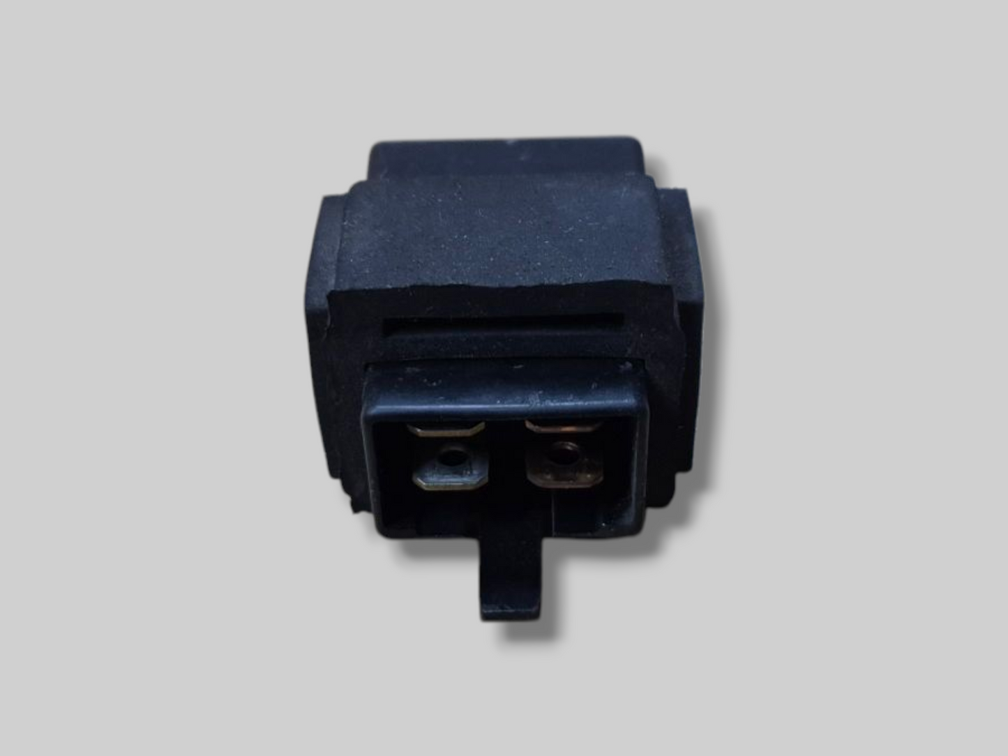 ENGINE STOP STARTER RELAY AP8224462 Aprilia RSV Mille 98-03 / Tuono 02-05 / Falco / Pegaso
