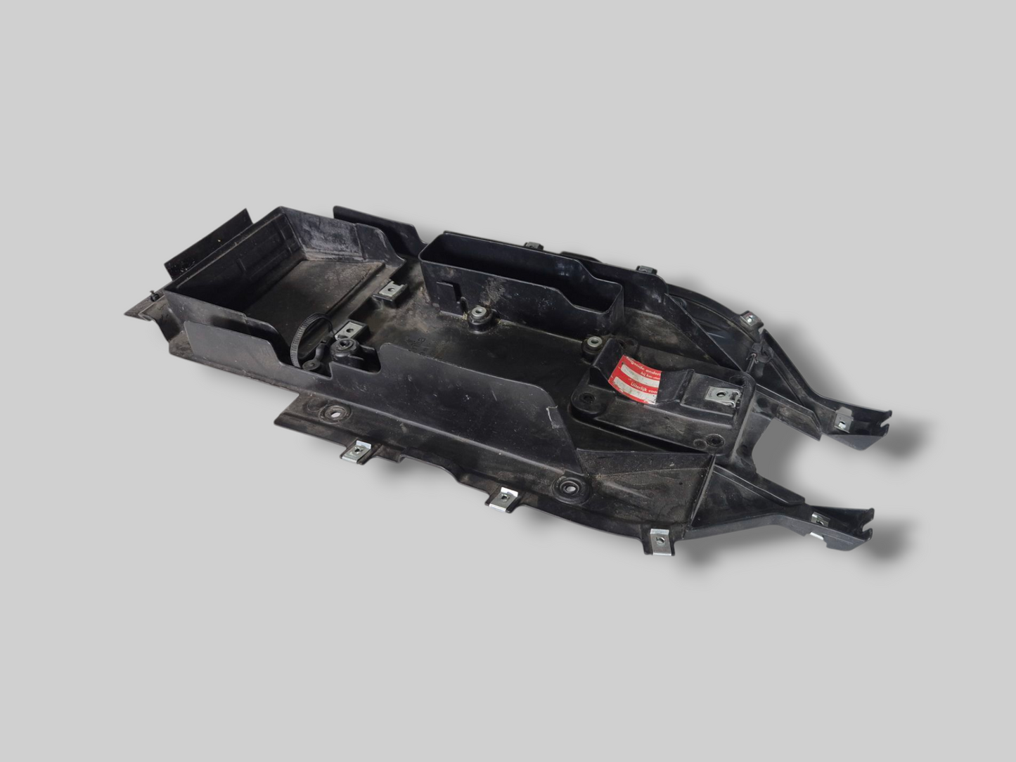 SADDLE SUPPORT REAR LOCK UP UNDERSADDLE AP8134855 Aprilia RSV1000R 04-10 / Tuono 1000R 06-10