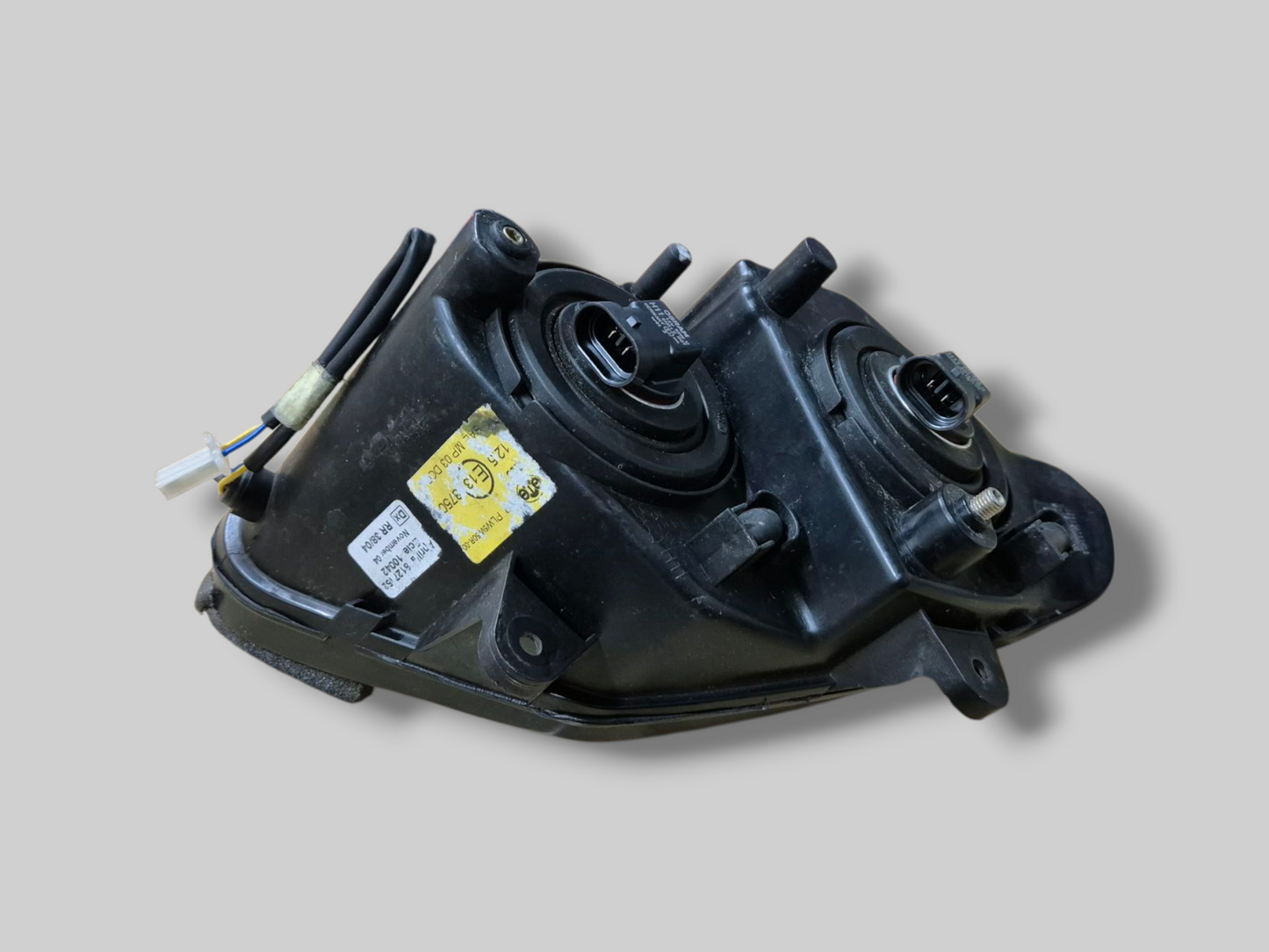 RIGHT-HAND HEADLIGHT EU/USA AP8127152 Aprilia RSV1000R 04-10 / Tuono 1000R 06-10