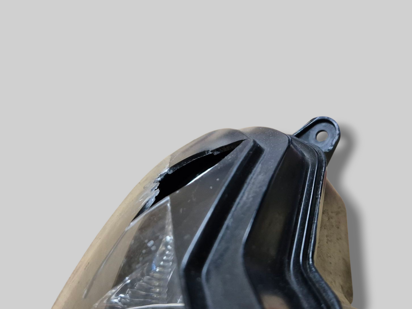 RIGHT-HAND HEADLIGHT EU/USA AP8127152 Aprilia RSV1000R 04-10 / Tuono 1000R 06-10