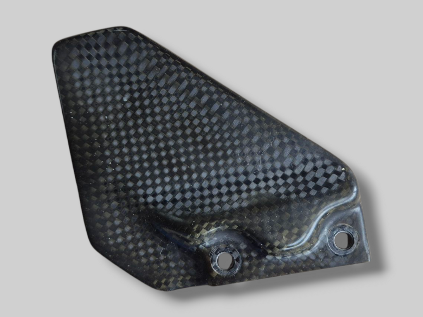 RIGHT-HAND CARBON HEELPLATE AP8791052 Aprilia RSV Mille 98-03 / Tuono 02-05 / RSV1000R 04-10