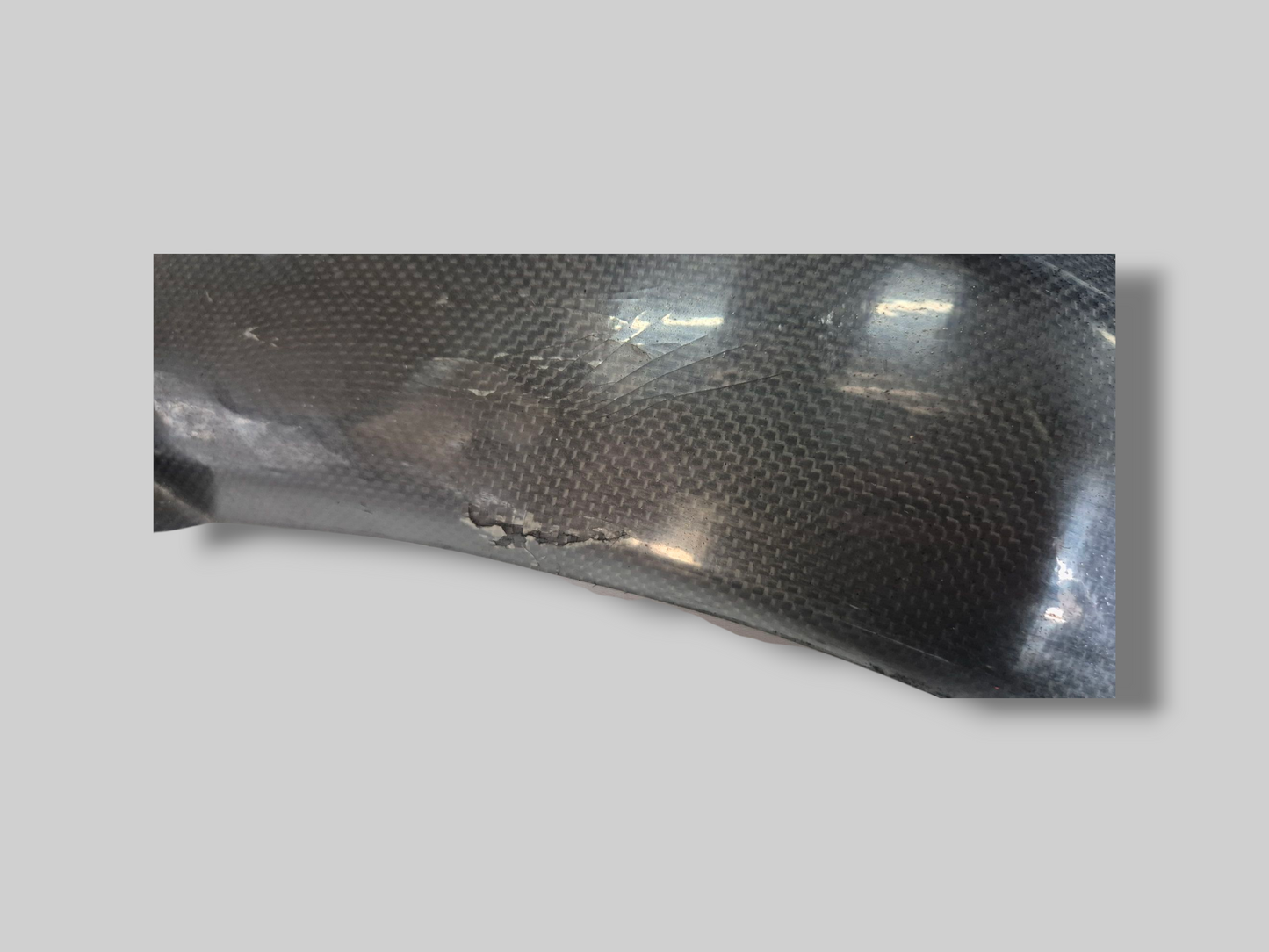 ACHTER CARBON SPATBORD / HUGGER Aprilia RSV Mille 98-03 / Tuono 02-05