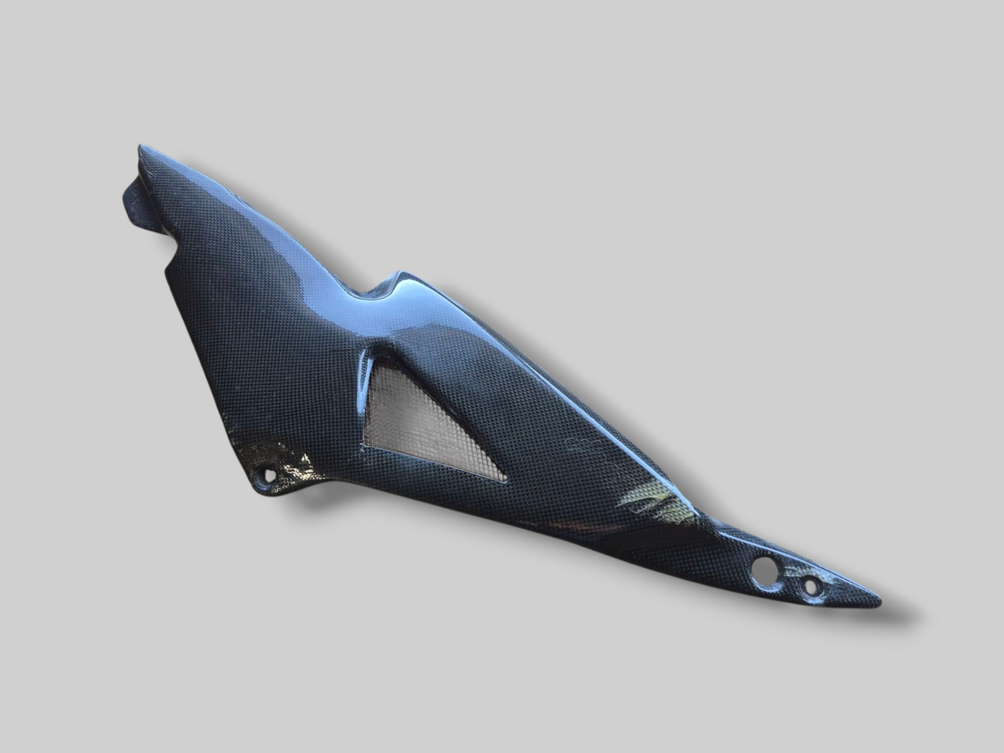 RIGHT-HAND SIDE FUEL TANK SIDE PANEL CARBON Aprilia RSV Mille 98-00