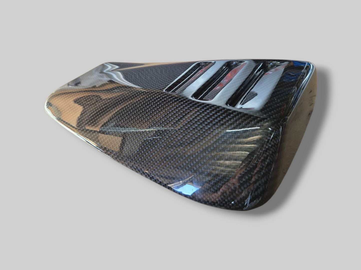 PASSENGER CARBON REAR MONOSEAT COWL AP8791217 Aprilia RSV Mille 2003 / Tuono 2002-2005