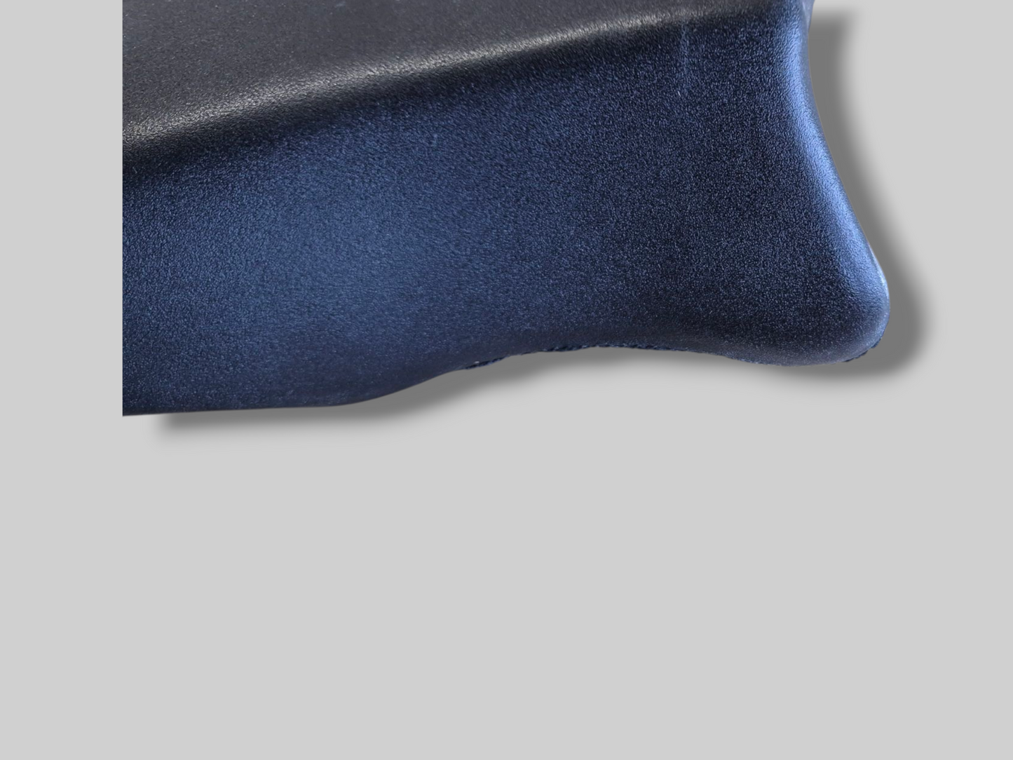 DRIVERS SADDLE SEAT AP8129169 Aprilia RSV Mille 1998-2000