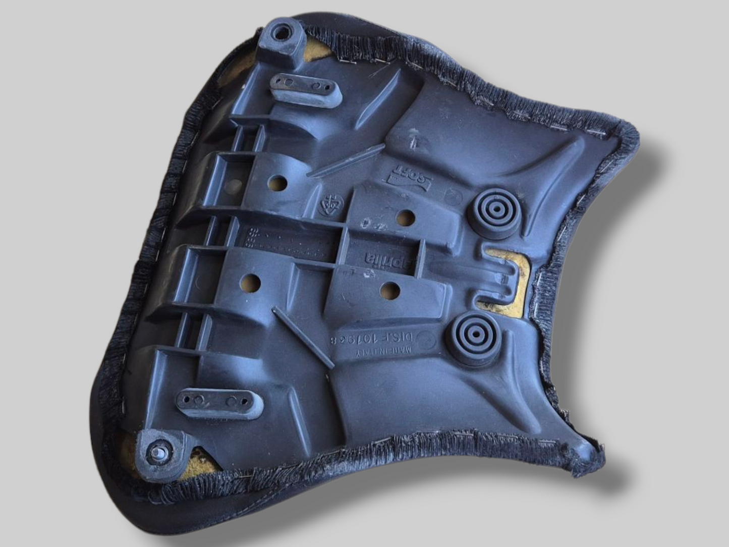 DRIVERS SADDLE SEAT AP8129169 Aprilia RSV Mille 1998-2000