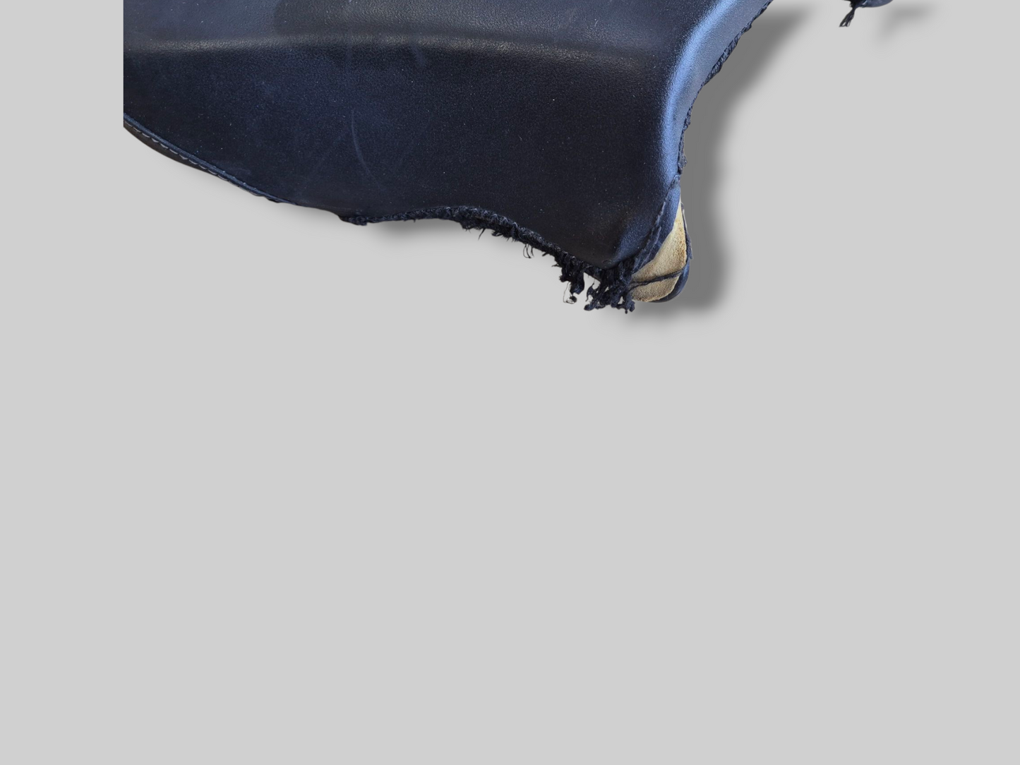 DRIVERS SADDLE SEAT AP8129169 Aprilia RSV Mille 1998-2000