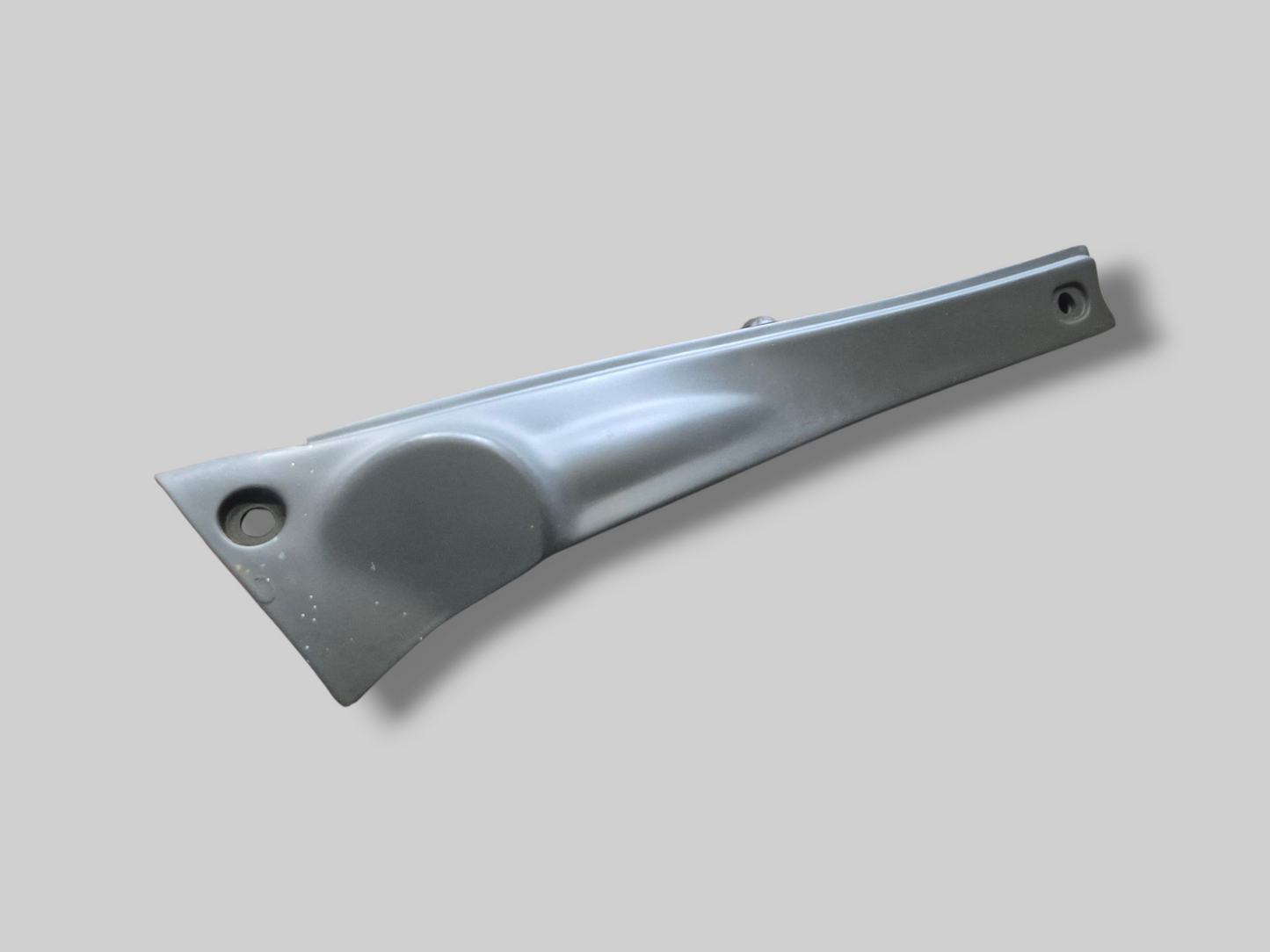 UPPER RIGHT-HAND FAIRING MATT GREY AP8158579 Aprilia RSV Mille 98-03