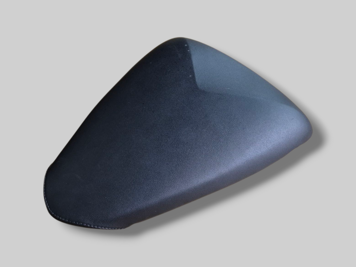 REAR PASSENGER SEAT / SADDLE AP8129170 Aprilia RSV Mille 1998-2000