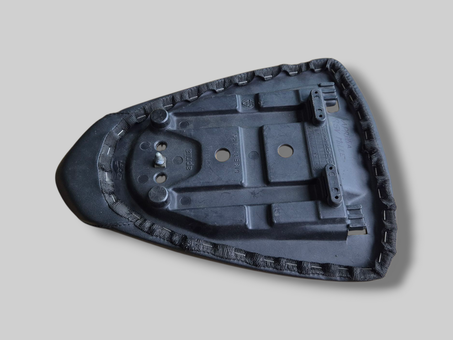 REAR PASSENGER SEAT / SADDLE AP8129170 Aprilia RSV Mille 1998-2000