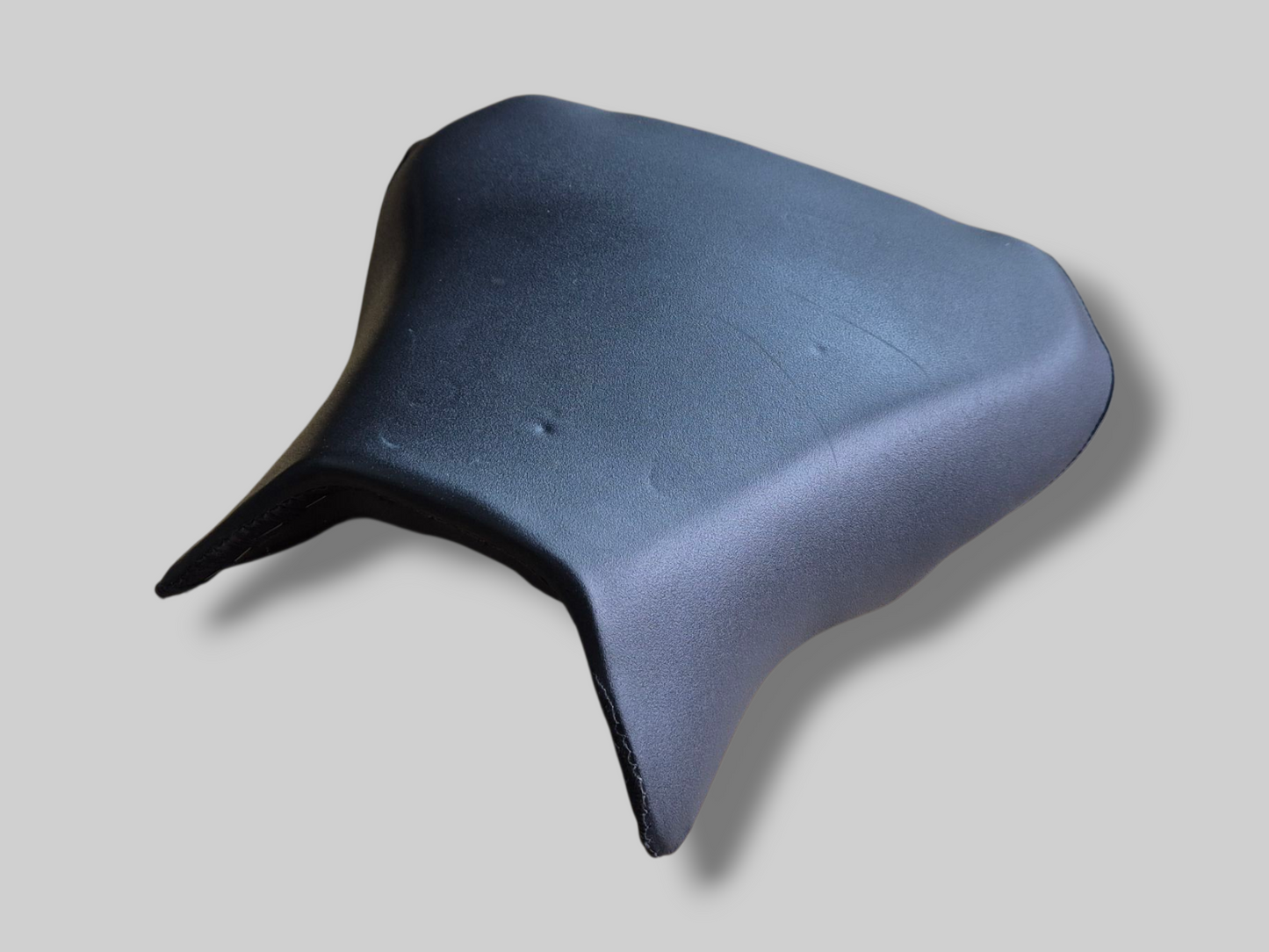 DRIVER SADDLE AP8129283 Aprilia RSV Mille 01-03 / Tuono 02-05