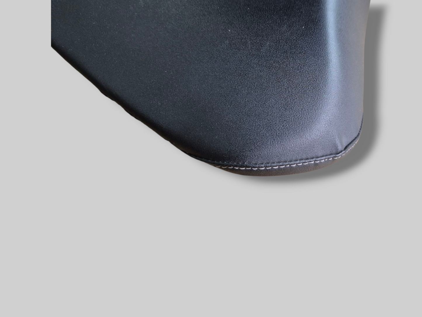 DRIVER SADDLE AP8129283 Aprilia RSV Mille 01-03 / Tuono 02-05