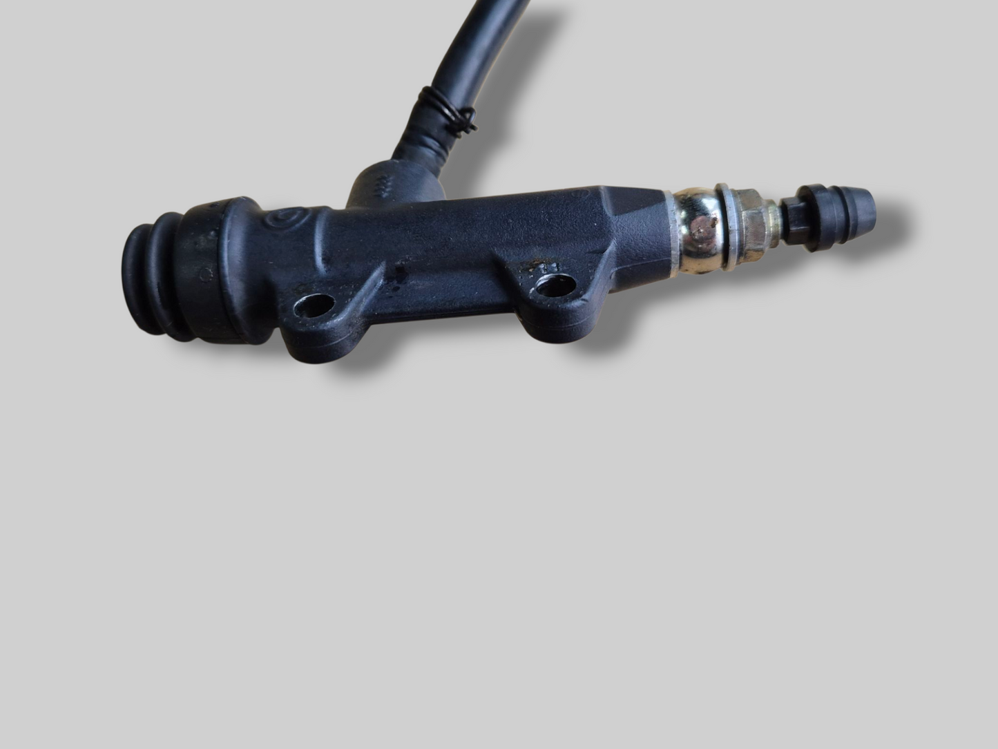 REAR BRAKE PUMP MASTER CYLINDER AP8113324 Aprilia RSV Mille 98-03 / Tuono 02-05