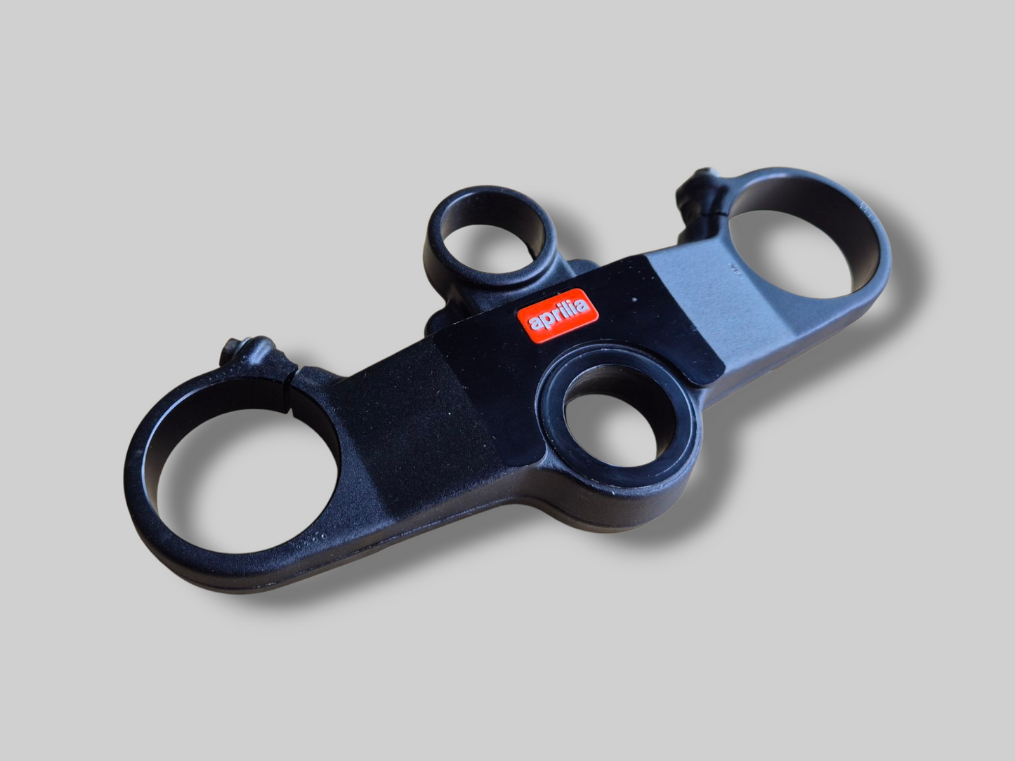 TOP YOKE TRIPLE CLAMP FORK UPPER PLATE AP8123932 Aprilia RSV Mille 98-03