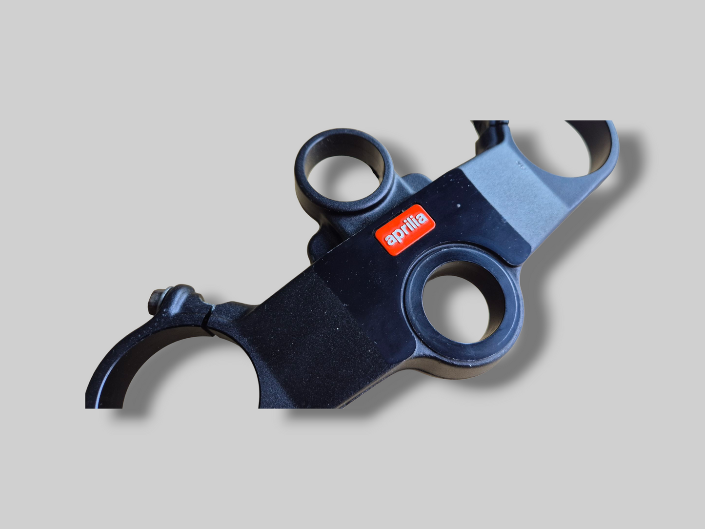 TOP YOKE TRIPLE CLAMP FORK UPPER PLATE AP8123932 Aprilia RSV Mille 98-03
