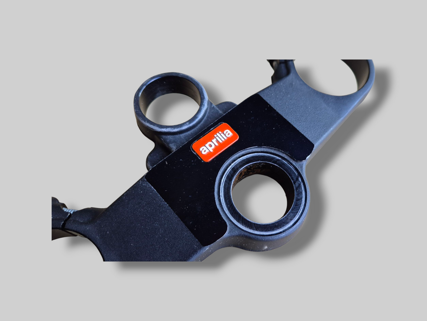 TOP YOKE TRIPLE CLAMP FORK UPPER PLATE AP8123932 Aprilia RSV Mille 98-03