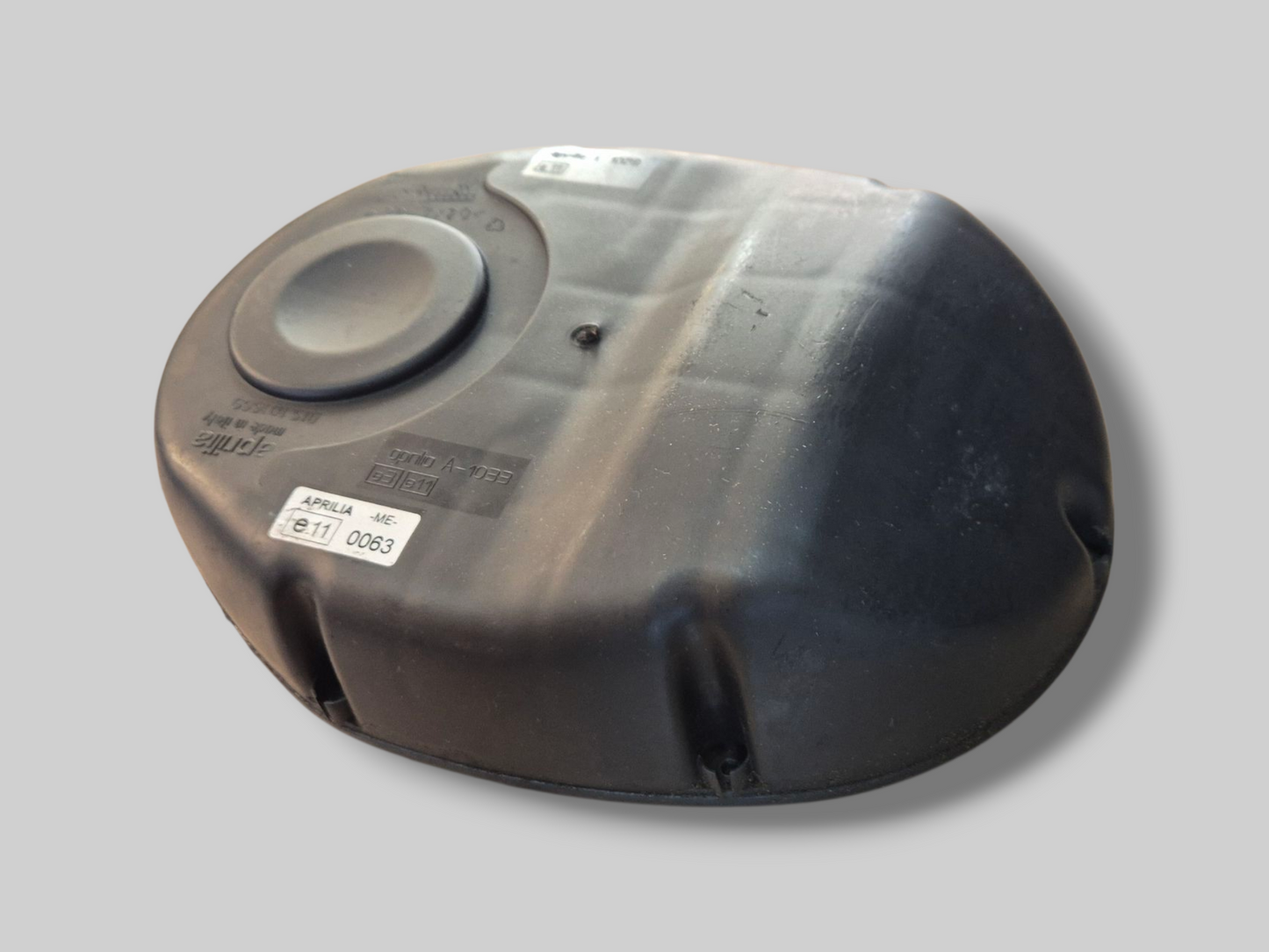 UPPER SIDE AIRBOX FILTER CASE AP8138553 Aprilia RSV Mille 98-00 / SL1000 Falco 00-03