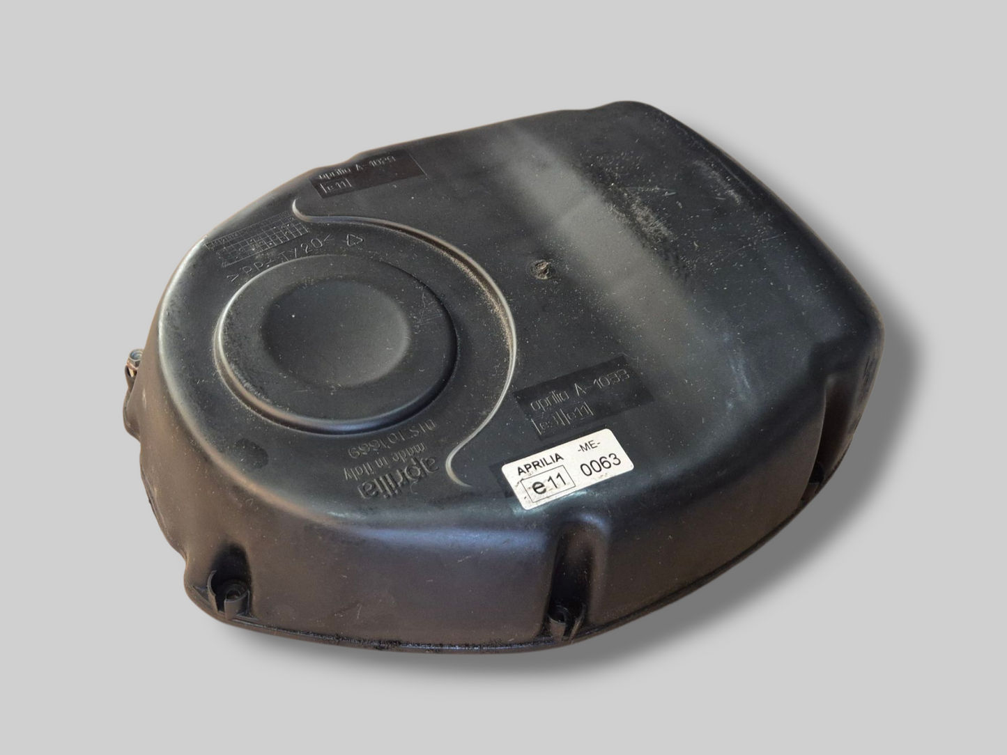 UPPER SIDE AIRBOX FILTER CASE AP8138553 Aprilia RSV Mille 98-00 / SL1000 Falco 00-03