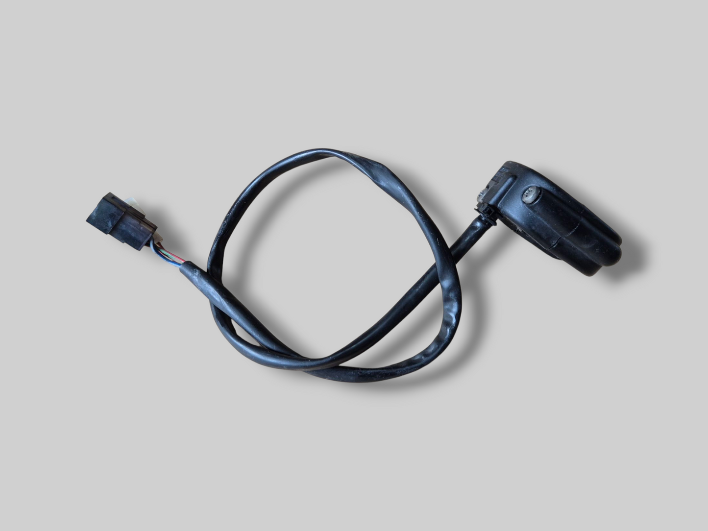 RIGHT-HAND SIDE HANDLEBAR KILLSWITCH AP8118580 Aprilia RSV Mille 01-03 / Tuono 02-05