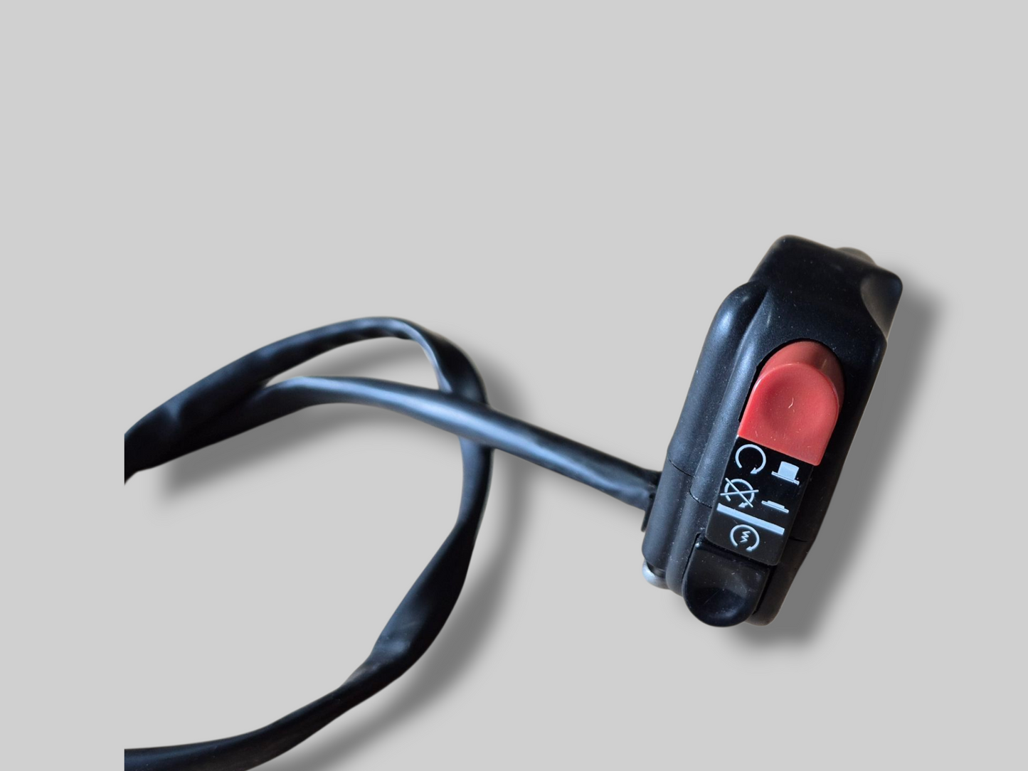 RIGHT-HAND SIDE HANDLEBAR KILLSWITCH AP8118580 Aprilia RSV Mille 01-03 / Tuono 02-05