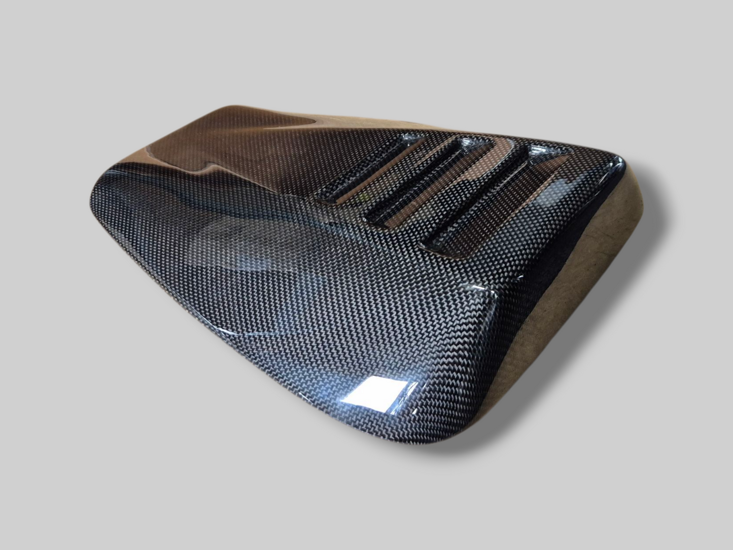 PASSENGER CARBON REAR MONOSEAT COWL AP8791217 Aprilia RSV Mille 2003 / Tuono 2002-2005