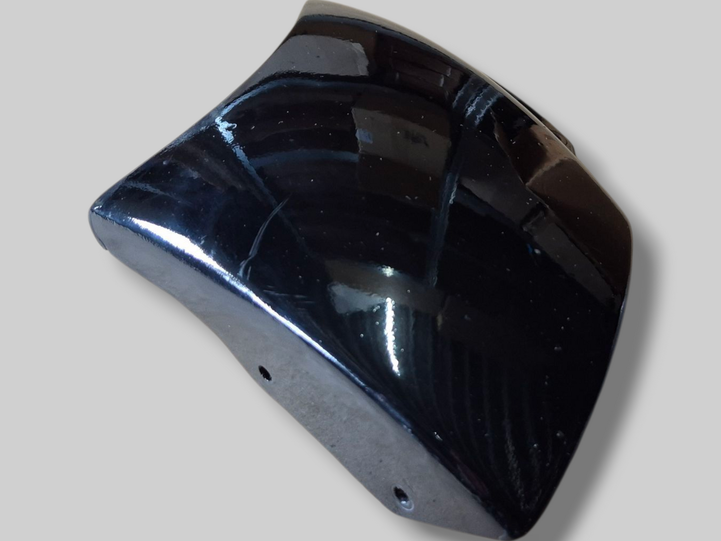 RIGHT-HAND SIDE AIR DUCT BAFFLE FRONT BLACK AP8168430 Aprilia RSV Mille 01-03