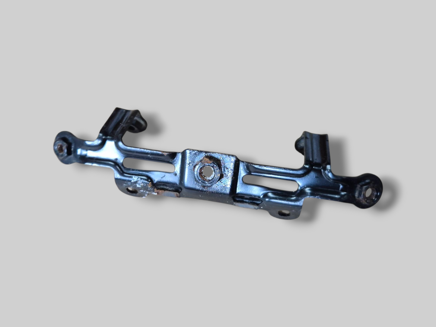 UPPER RADIATOR SUPPORT FRAME AP8135897 Aprilia RSV Mille 98-03 / Tuono 02-05