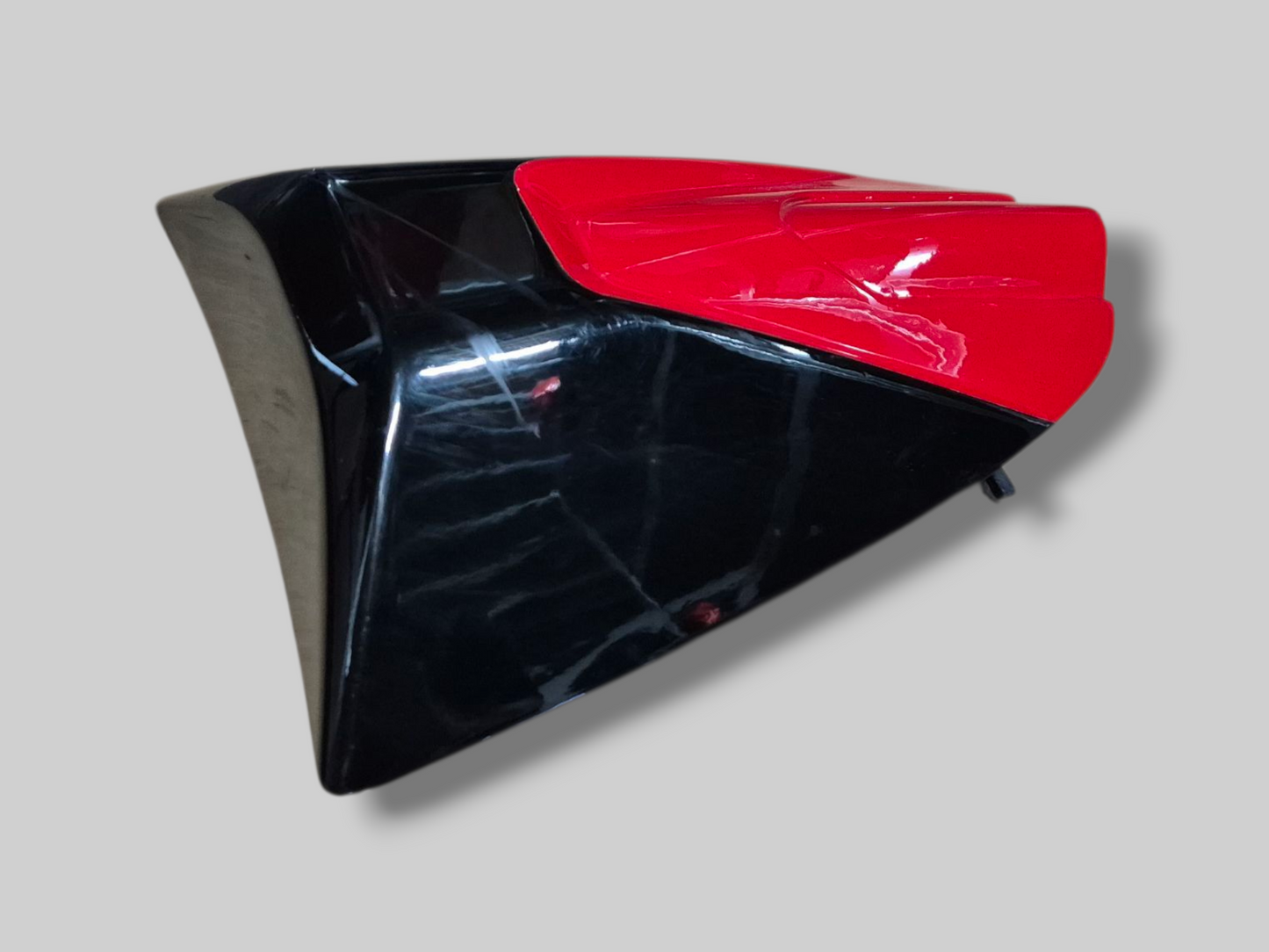 REAR MONO SEAT COWL FAIRING AP8797163 Aprilia RSV1000R 2004-2006