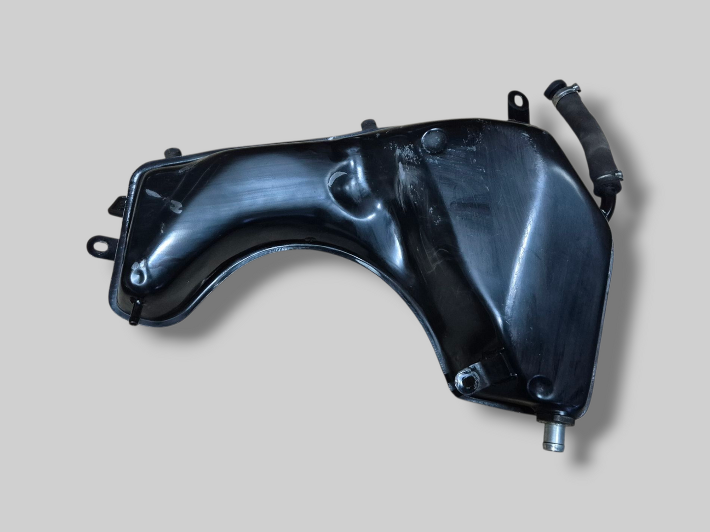 OIL TANK RESERVOIR AP8148427 Aprilia RSV Mille 98-03 / Tuono 02-05