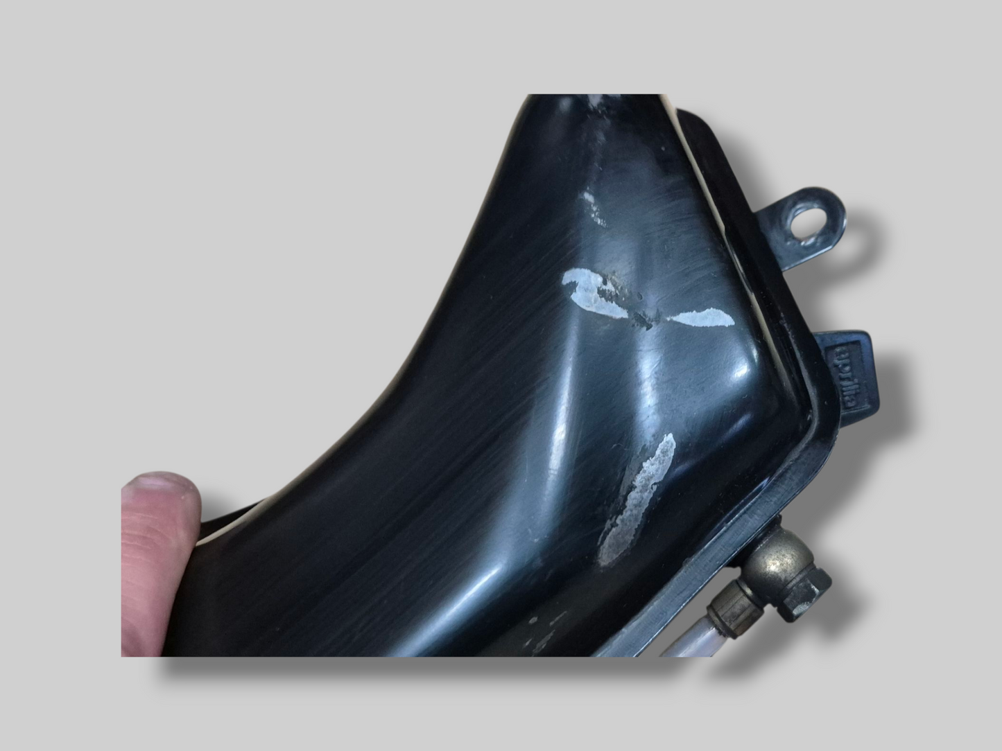 OIL TANK RESERVOIR AP8148427 Aprilia RSV Mille 98-03 / Tuono 02-05
