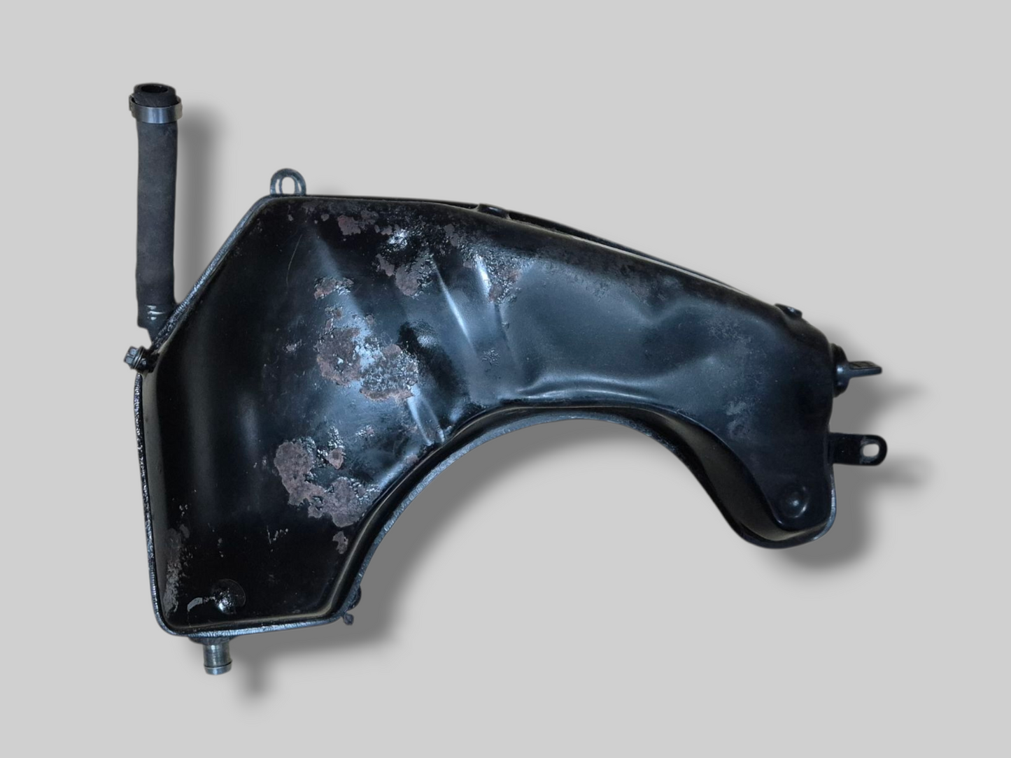 OLIETANKRESERVOIR AP8138558 Aprilia RSV Mille 98-03 / Tuono 02-05