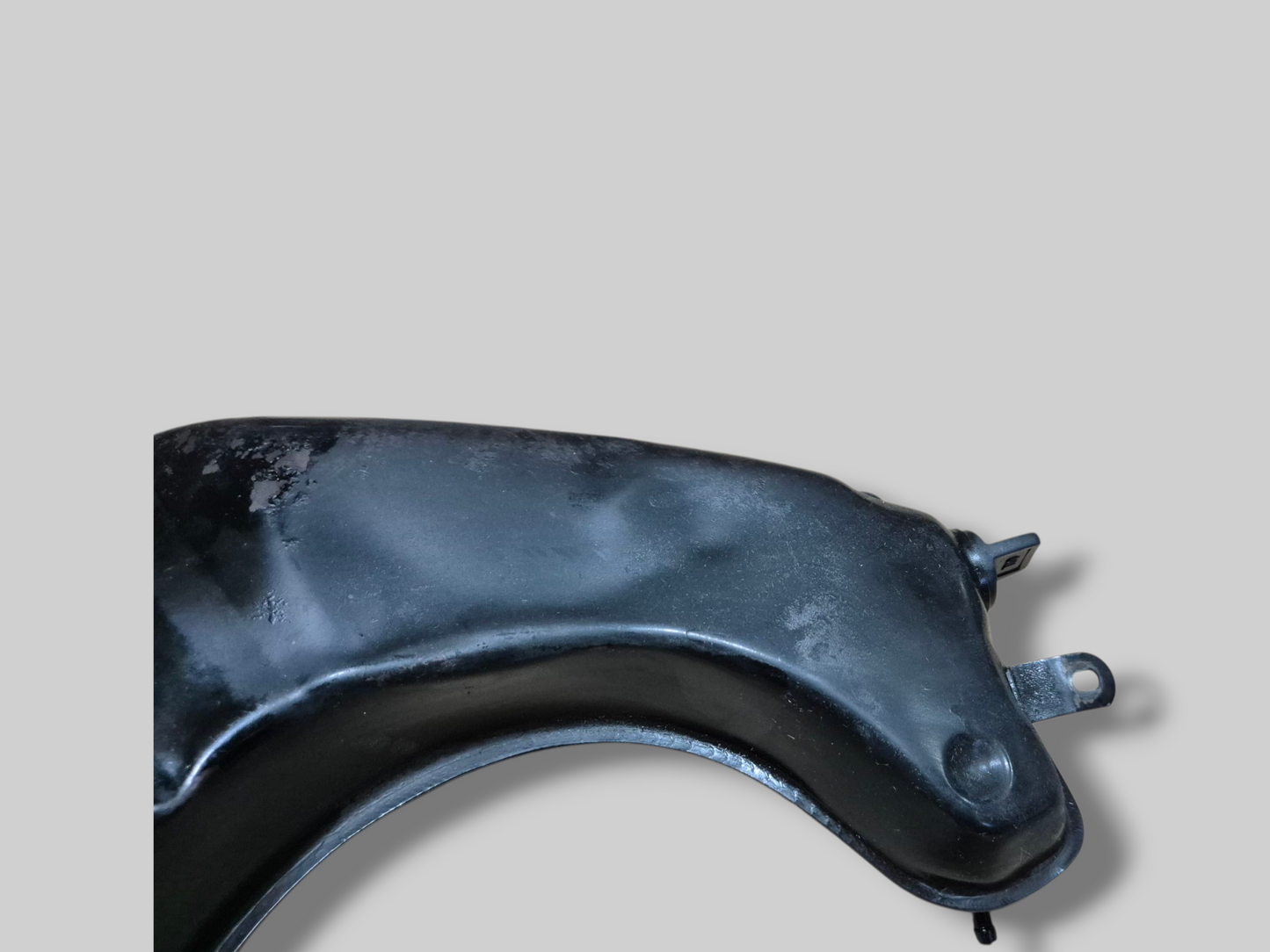 OLIETANKRESERVOIR AP8138558 Aprilia RSV Mille 98-03 / Tuono 02-05