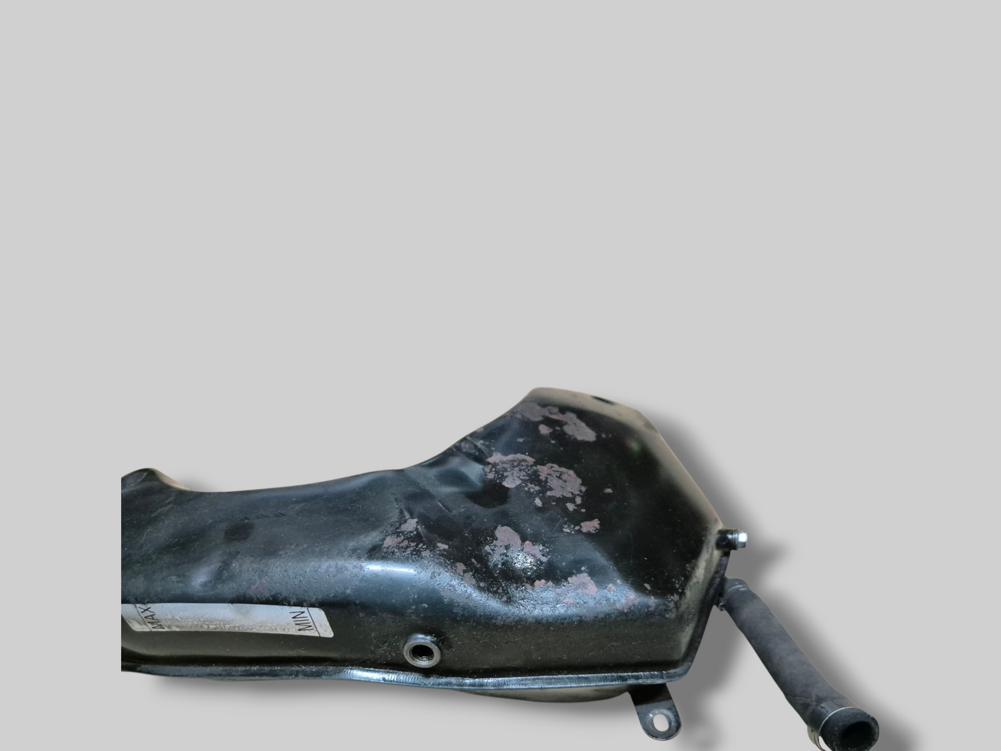 OLIETANKRESERVOIR AP8138558 Aprilia RSV Mille 98-03 / Tuono 02-05