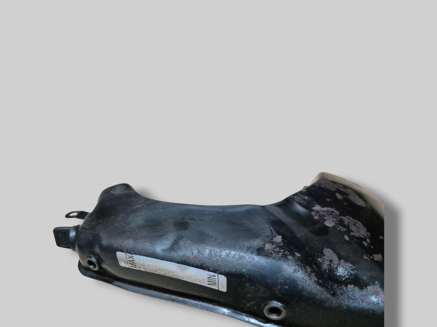 OLIETANKRESERVOIR AP8138558 Aprilia RSV Mille 98-03 / Tuono 02-05