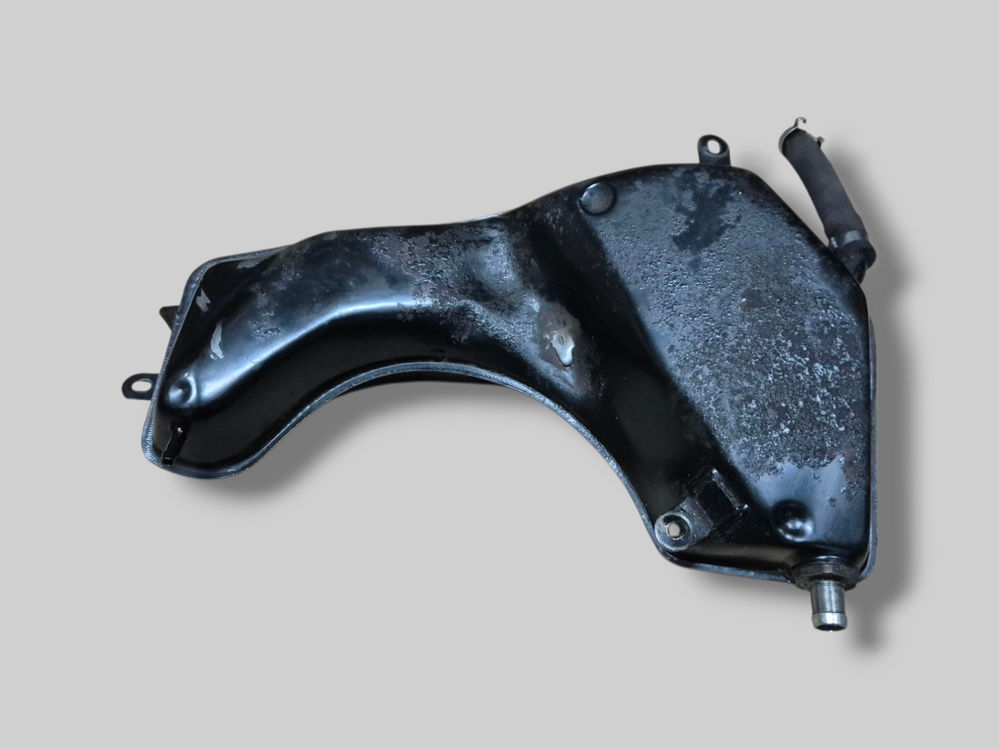 OLIETANKRESERVOIR AP8138558 Aprilia RSV Mille 98-03 / Tuono 02-05