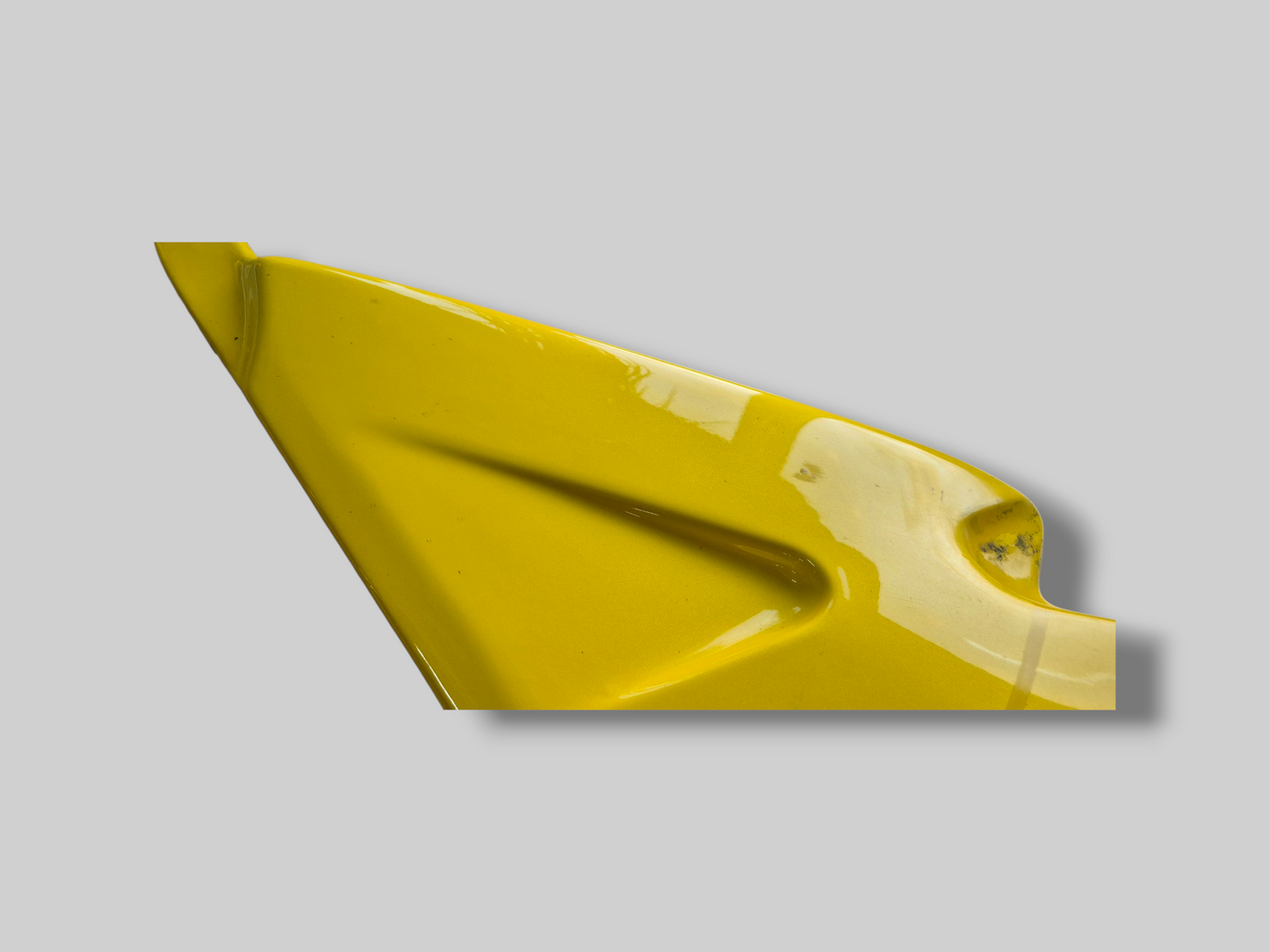 FLASHY YELLOW LEFT-HAND SIDE FUEL TANK SIDE PANEL AP8148952 Aprilia RSV Mille 98-00